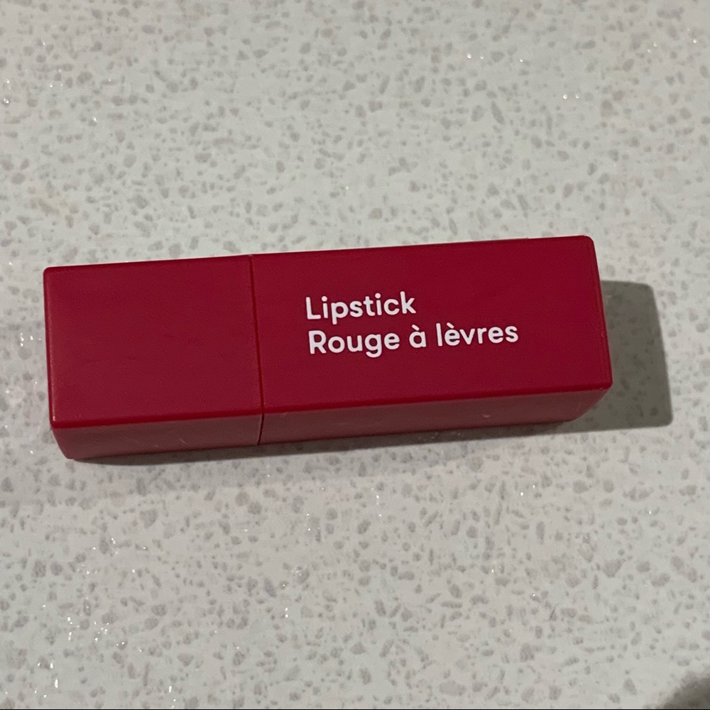 NWT Quo Beauty Mini Lipstick Cherry Soda (59) 🍒